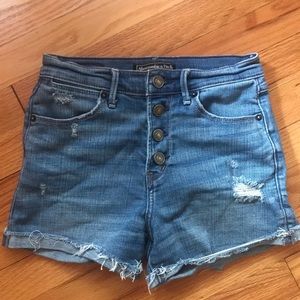 Abercrombie & Fitch High Waisted Denim Short (24)